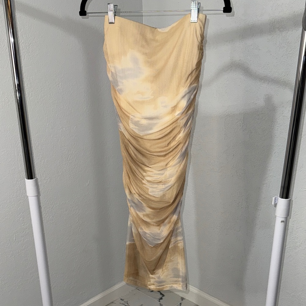 Elegant Cream and Tan Women's Skirt